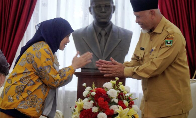 Aliyah Mustika Ilham Bawa Bantuan Kemanusiaan Pemkot Makassar ke Sumatera Barat