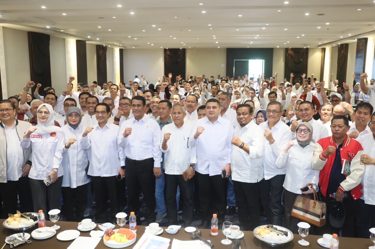 Munafri–Aliyah Hadiri Rakor IKA Unhas, Dorong Kolaborasi Alumni untuk Pembangunan Daerah