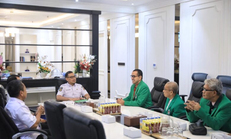 Pemkot Makassar–FEB UMI Jajaki Kerja Sama Pendidikan dan Ekraf