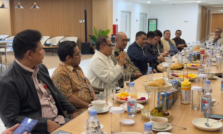 OJK Sulsel Sulbar Bersama Forum Komunikasi Industri Jasa Keuangan (FKIJK) Sulselbar Siap Menyongsong Tahun 2026 Dengan Berbagai Kegiatan