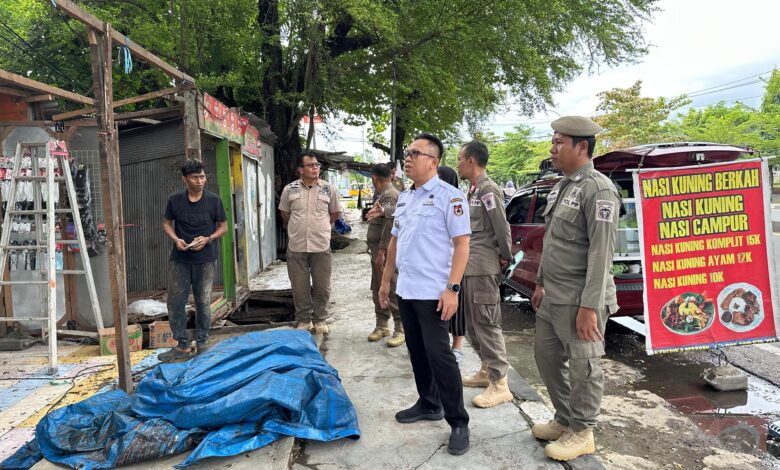 Demi Ruang Publik, Pemkot Tertibkan Lapak PKL di Sultan Alauddin