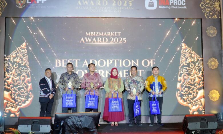 Transformasi Digital Berbuah Prestasi, Makassar Raih Mbizmarket Award 2025