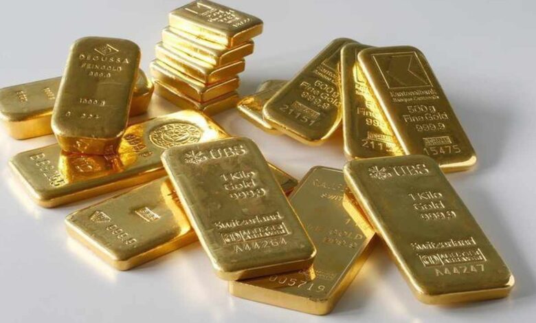 Harga Emas Global Jatuh, Warga Ritel Antre Memborong Emas di Singapura