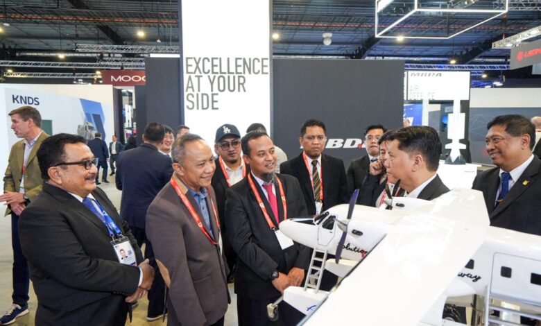 Di Airshow Singapura 2026, Gubernur Sulsel Inisiasi Kerja Sama Pesawat Amphibi dengan PTDI