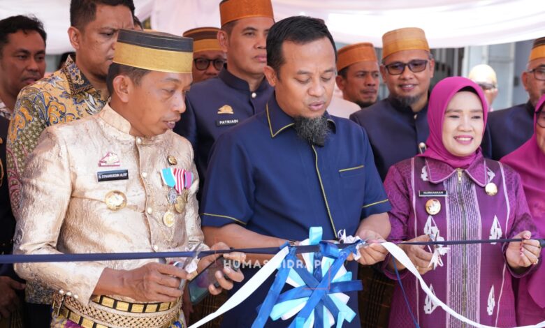 Gubernur Andi Sudirman Sulaiman Resmikan Rehabilitasi Jalan Muhammadiyah di Sidenreng Rappang