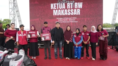 Wali Kota Makassar Tegaskan RT/RW Garda Terdepan Pelayanan Publik dan Kebersihan Lingkungan