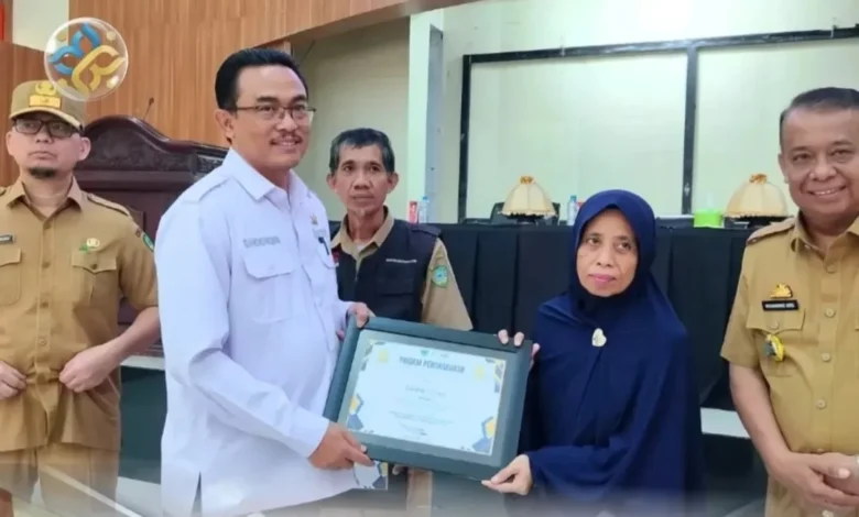 BKKBN Sulsel Apresiasi Kinerja PKB/PLKB dalam Pembinaan di Maros