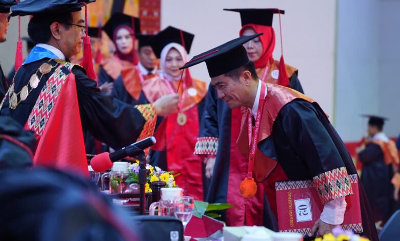 22 Lulusan Terbaik Unhas Raih Penghargaan, Dominasi Predikat Cum Laude