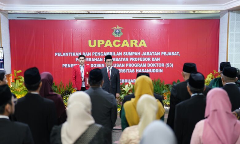 Rektor Unhas Lantik 47 Pejabat di Lingkup Unhas, Ingatkan Untuk Menjaga Integritas