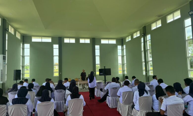 KP2KP Raha Gelar Pojok Pajak Pengisian SPT Tahunan bagi Karyawan UPBU Kelas III Sugimanuru