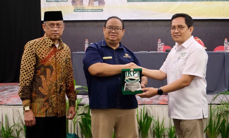 Jalin Sinergi dengan IKPI Makassar, Pajak Makassar Utara Gelar Sosialisasi SPT Tahunan Menggunakan Coretax
