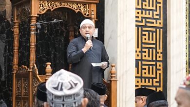 Munafri Imbau Masyarakat Waspada Cuaca Ekstrem Saat Safari Subuh di Kecamatan Ujung Tanah