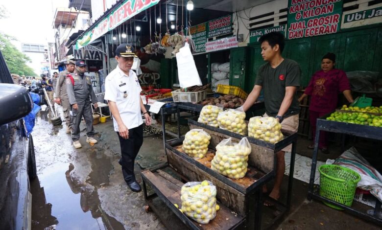 Lewat Dialog dan Relokasi, Pemkot Makassar Tata Lapak PKL Tanpa Konflik
