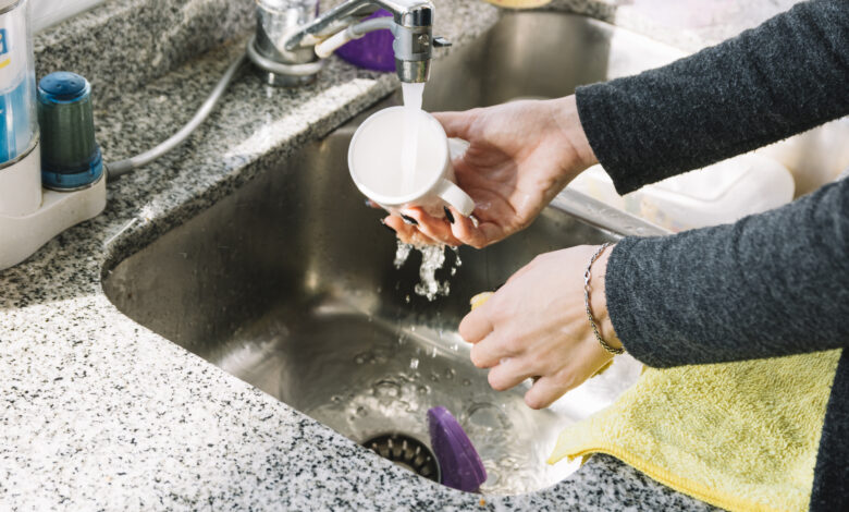 Psikologi Ungkap 7 Ciri Orang yang Langsung Mencuci Cangkir Kopi Setelah Digunakan