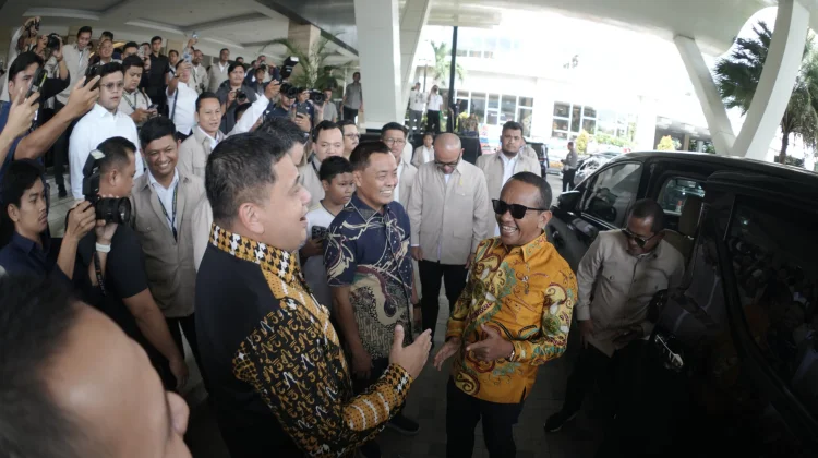 Munafri Arifuddin Dampingi Bahlil Lahadalia Buka SDP Himpunan Pengusaha Muda Indonesia 2026 di Makassar