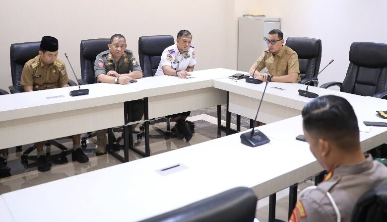 Pimpin Rakor, Sekda Makassar Minta Penertiban Parkir Ruko Diamond Panakkukang Usai Lebaran