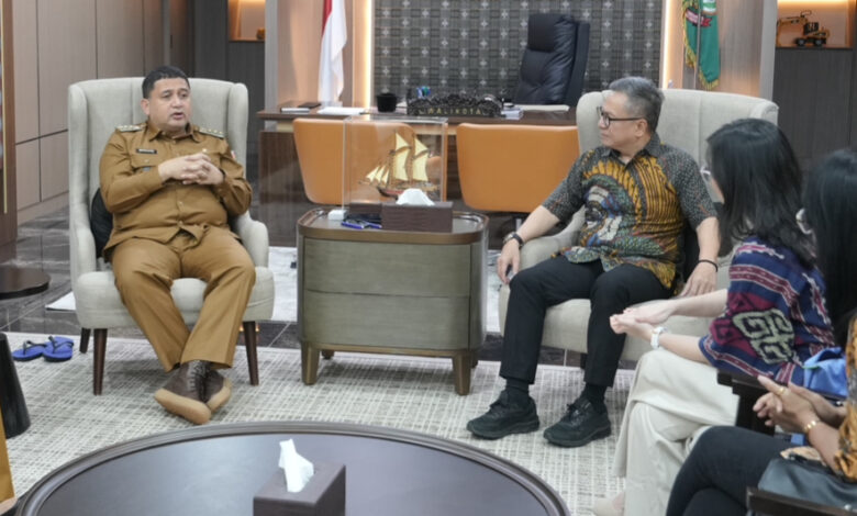 Wali Kota Makassar Gandeng Putera Sampoerna Foundation Dorong Program Peningkatan Kompetensi Guru