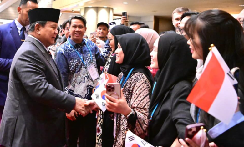 Tiba di Seoul, Presiden Prabowo Disambut Hangat Diaspora Indonesia