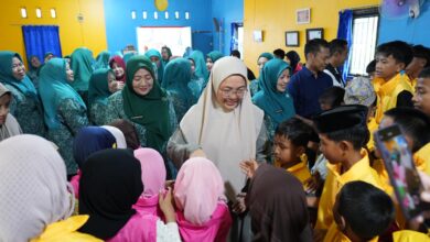 Melinda Aksa Kunjungi Sikola Mangkasara Rappokalling, Apresiasi Pendidikan Gratis untuk Anak-anak