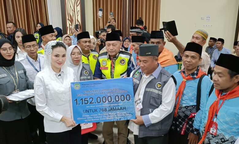 Sherly Tjoanda Tinjau JCH Maluku Utara di Makassar, Pastikan Layanan Optimal dan Salurkan Uang Saku Rp1,1 Miliar