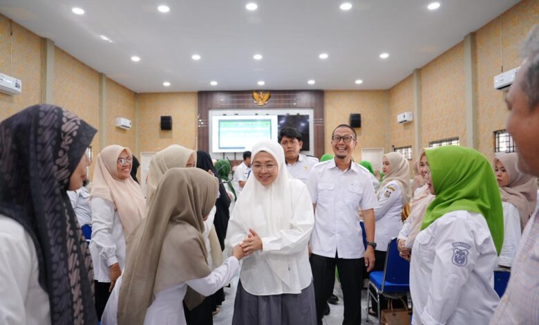 Resmikan Bimtek dan Kukuhkan Forum Adiwiyata, Melinda Aksa Perkuat Ekosistem Sekolah Berbudaya Lingkungan