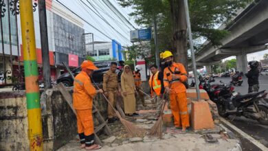 Respons Aduan Warga, Kecamatan Panakkukang Benahi Pedestrian dan Kebersihan di AP Pettarani