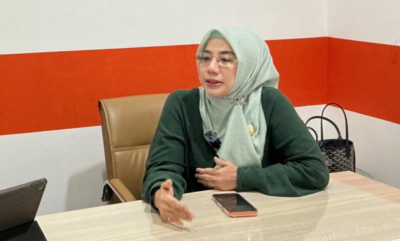 Umiyati, Anggota Komisi B DPRD Kota Makassar