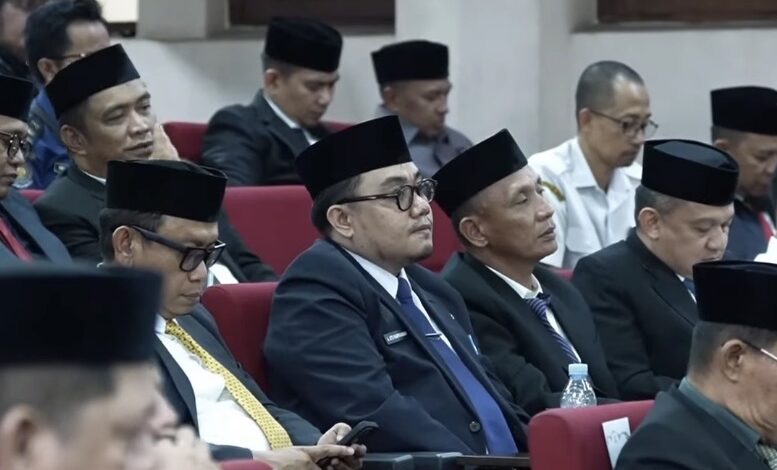 Bappeda Makassar Hadiri Rapat Paripurna Penyampaian Rekomendasi LPJ Wali Kota Tahun 2025