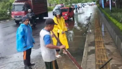 Satgas Drainase DPU Makassar Siaga Penuh Antisipasi Banjir Akibat Hujan Deras