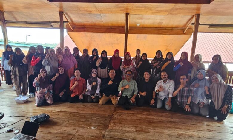 Unhas Berdayakan Kelompok Usaha Perikanan Pesisir Berbasis Ekosistem Mangrove di Selayar