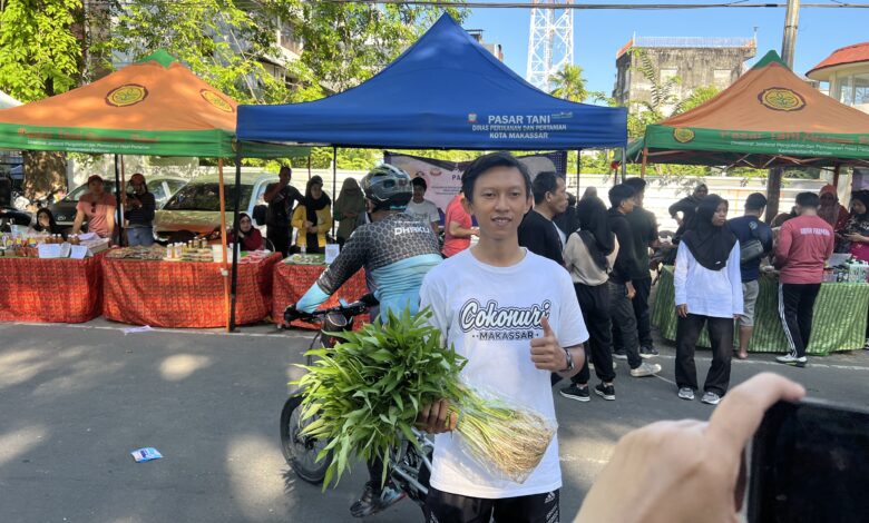 Petani Binaan DP2 Makassar Promosikan Hasil Panen di CFD Sudirman