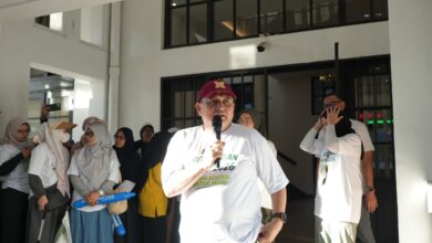 Pimpin Aksi Plogging HLH 2026, Munafri Ajak Warga Makassar Bangun Budaya Peduli Lingkungan dari Rumah