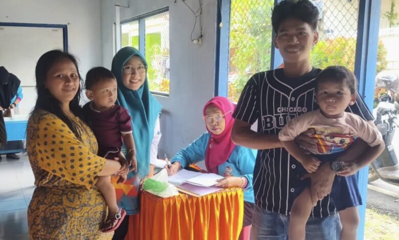 DPPKB Makassar Dorong Peran Ayah dalam Pengasuhan Melalui Program HATI di Posyandu