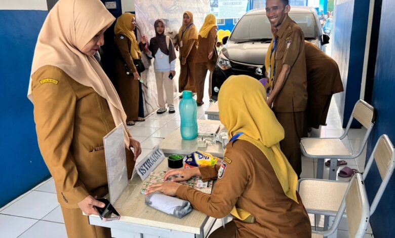 Hari Pertama SPMB Jalur Domisili, Kadisdik Makassar Sidak Sejumlah SMP dan Pastikan Verifikasi Berjalan Lancar