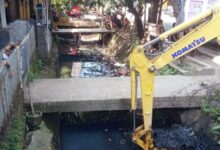 Dinas PU Makassar Lanjutkan Pembenahan Pascapenertiban, Drainase dan Trotoar Dikembalikan ke Fungsi Semula