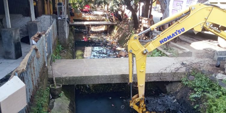 Dinas PU Makassar Lanjutkan Pembenahan Pascapenertiban, Drainase dan Trotoar Dikembalikan ke Fungsi Semula
