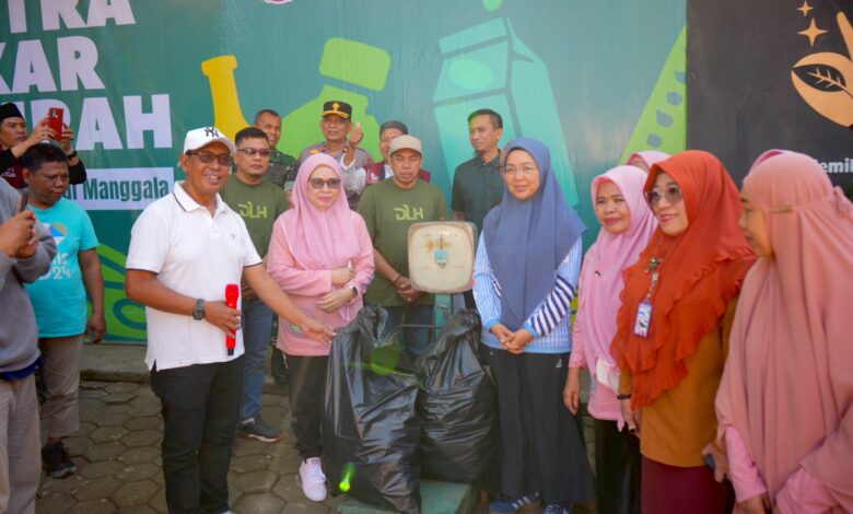 DLH Makassar Perkuat Pengelolaan Sampah Berbasis Masyarakat Lewat Jelajah Sampah di Manggala