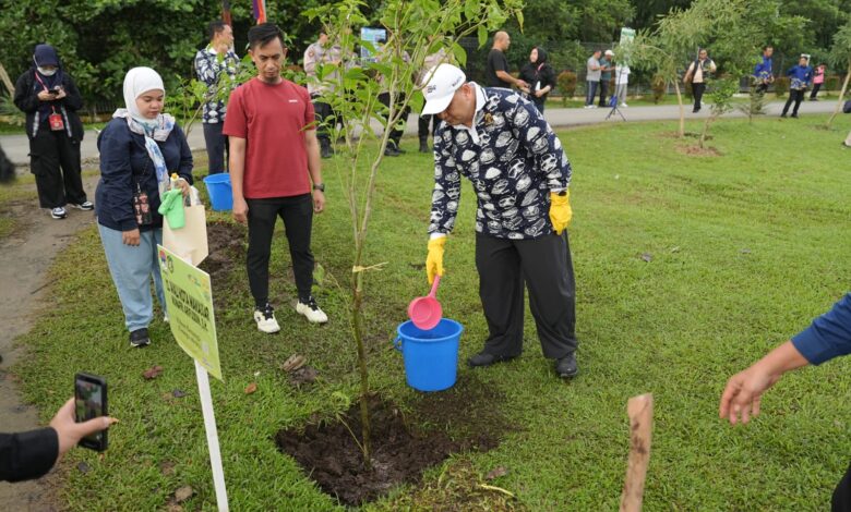 Rakernas APEKSI XVIII, Munafri dan Melinda Ikuti Aksi Penghijauan hingga Senam Bersama di Medan