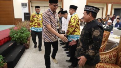 Tutup Pelatihan Muballigh, Sekda Makassar Tekankan Peran Strategis Imam Kelurahan Jaga Kerukunan