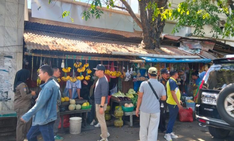 Lapak di Telkomas Dibongkar Mandiri, Pemkot Makassar Kedepankan Pendekatan Humanis