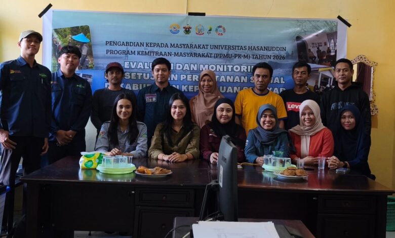 Dosen Fakultas Kehutanan Unhas Menstimulasi Monev Persetujuan Perhutanan Sosial di Selayar