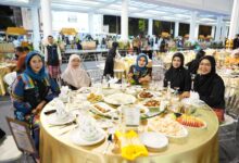 Hadiri Malam Ramah Tamah HKG PKK dan HUT Dekranas, Melinda Aksa Perkuat Silaturahmi Antar Daerah