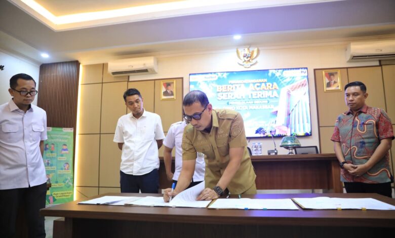 Sekda Zulkifly Dorong Percepatan Pemanfaatan Gedung DPRD Makassar Usai Penandatanganan BAST