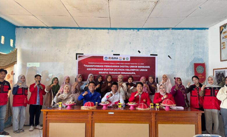 Unhas Latih UMKM Maros Manfaatkan AI untuk Pemasaran Digital