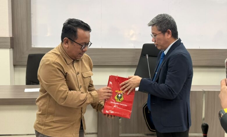 Unhas dan UB Berbagi Praktik Baik Tata Kelola Informasi dan Keprotokolan