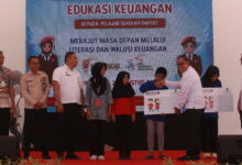 OJK Ajak 570 Pelajar Sekolah Rakyat Makassar Rajin Menabung Sejak Dini