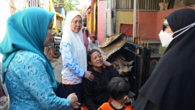 Melinda Aksa Turun Langsung ke Lokasi Kebakaran Tallo, Salurkan Bantuan untuk Warga Terdampak