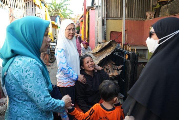 Melinda Aksa Turun Langsung ke Lokasi Kebakaran Tallo, Salurkan Bantuan untuk Warga Terdampak