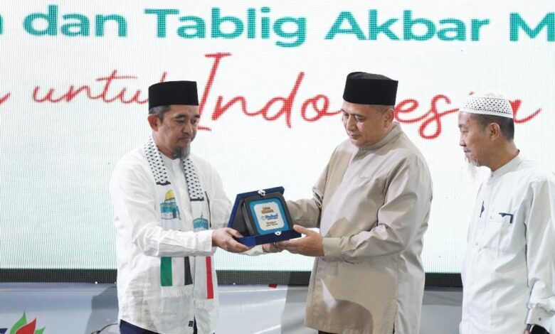 Munafri Dorong RT/RW Jadi Pusat Pemberdayaan Warga Lewat Pengelolaan Sampah dan Urban Farming