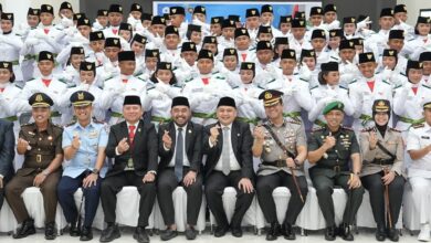 Munafri Kukuhkan 70 Paskibraka Makassar untuk Upacara HUT ke-81 RI